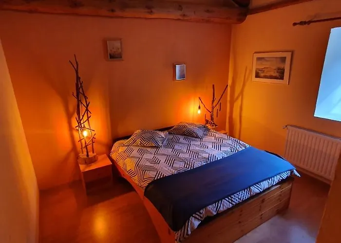 Aux Etoiles De Moranges Alojamento de Acomodação e Pequeno-almoço 3*